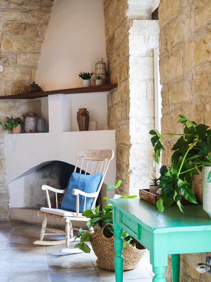 Villa Avgoustis Pachna ภายนอก รูปภาพ