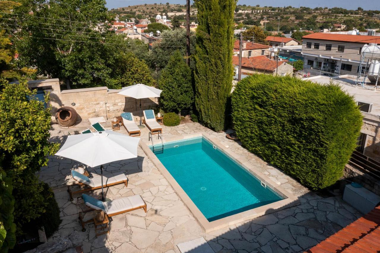 Villa Avgoustis Pachna ภายนอก รูปภาพ
