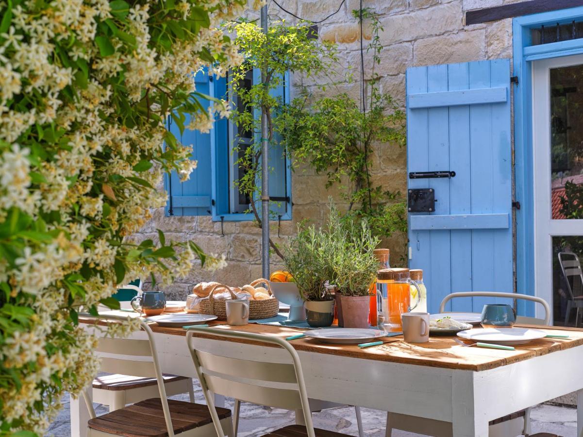 Villa Avgoustis Pachna ภายนอก รูปภาพ
